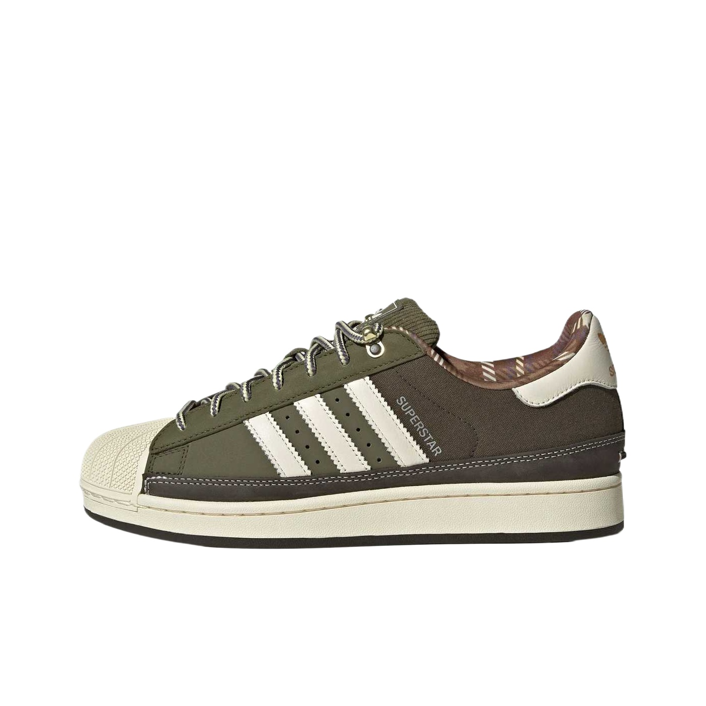 Adidas Shoes Superstar - أحذية سكيت بورد أديداس أوريجينالز سوبرستار