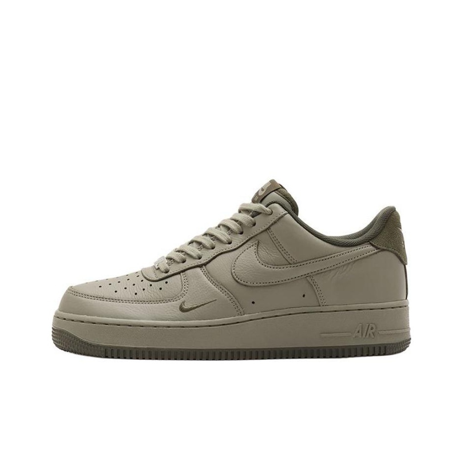 حذاء نايك إير فورس 1 الجلدي من - مراجعة Nike Shoes Air Force 1 وسعره