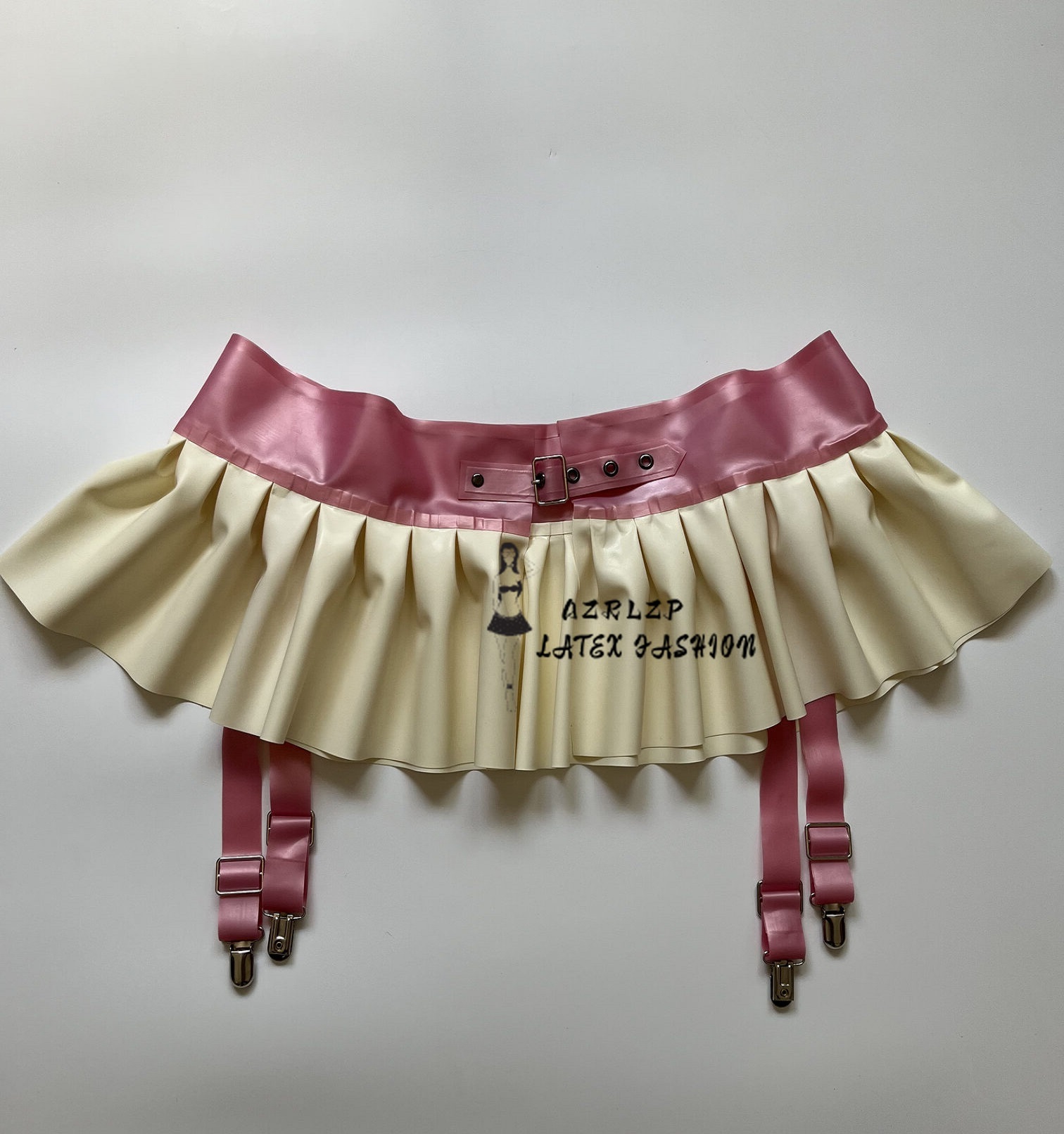 حزام رباط مكشكش للنساء باللون  - مراجعة Garter Belt Set وسعره
