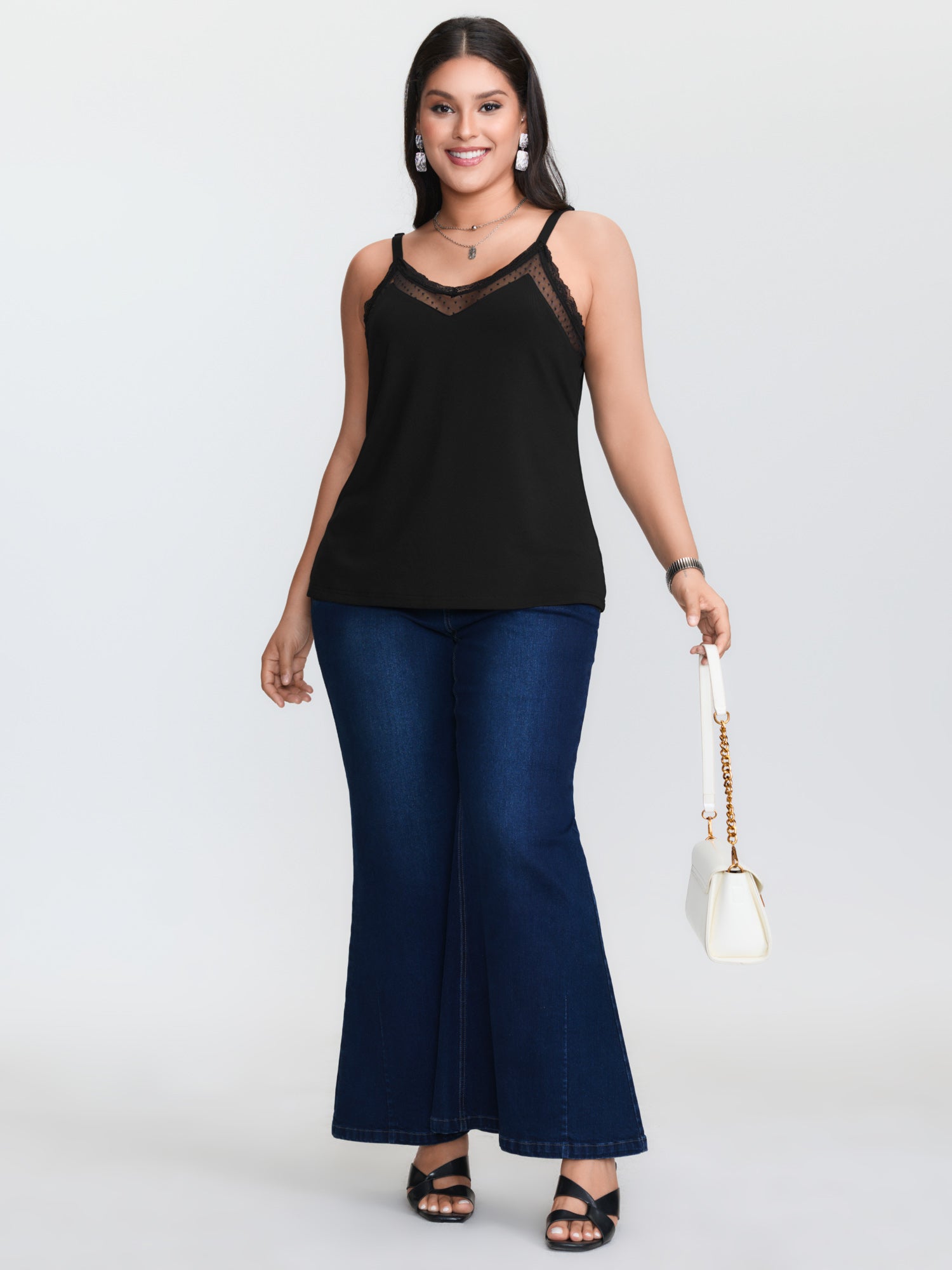 بلوزة كاميسول سوداء محبوكة بمق - مراجعة Cami Top Lace وسعره